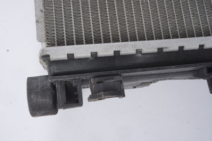 2010 - 2013 Mercedes-Benz S550 Engine Cooling Radiator 2215003203 OEM