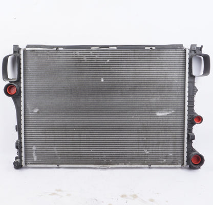 2010 - 2013 Mercedes-Benz S550 Engine Cooling Radiator 2215003203 OEM