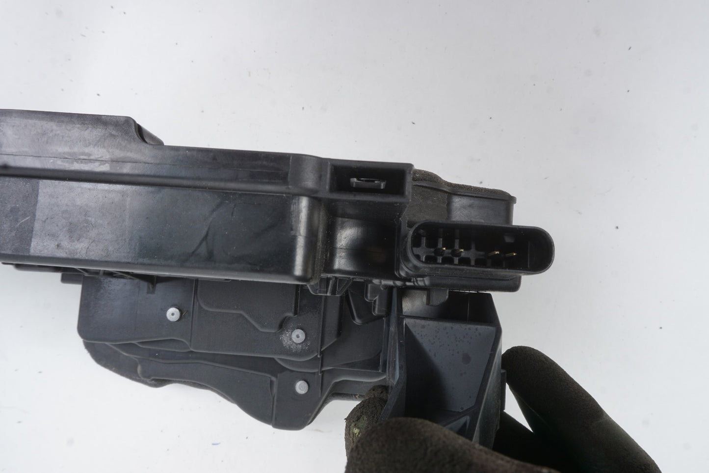2020 - 2023 Mercedes EQB300 GLB250 Rear Left Side Door Lock Latch Actuator