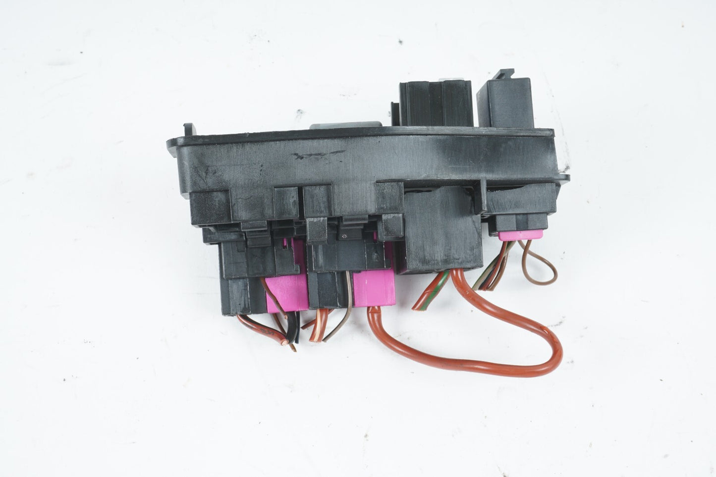 10 - 16 PORSCHE PANAMERA FUSE RELAY BOX  OEM