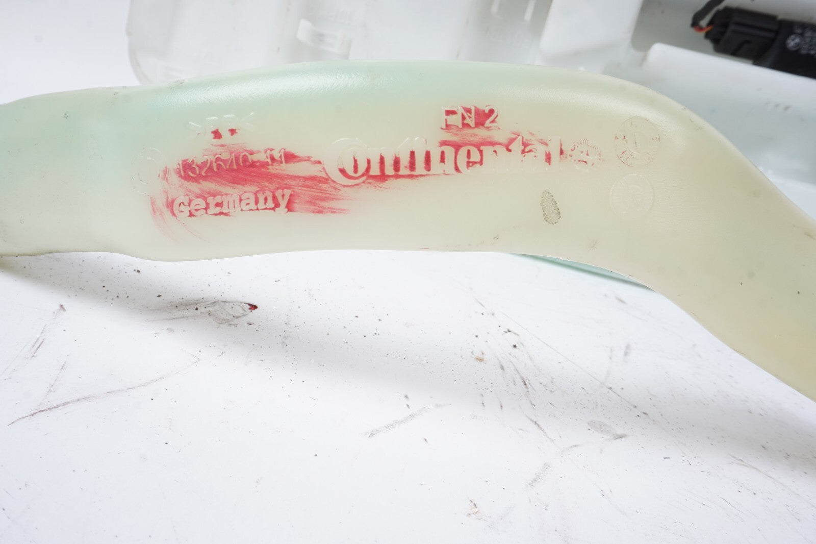 2012 - 2018 BMW 650i 640i Windshield Washer Reservoir Bottle OEM