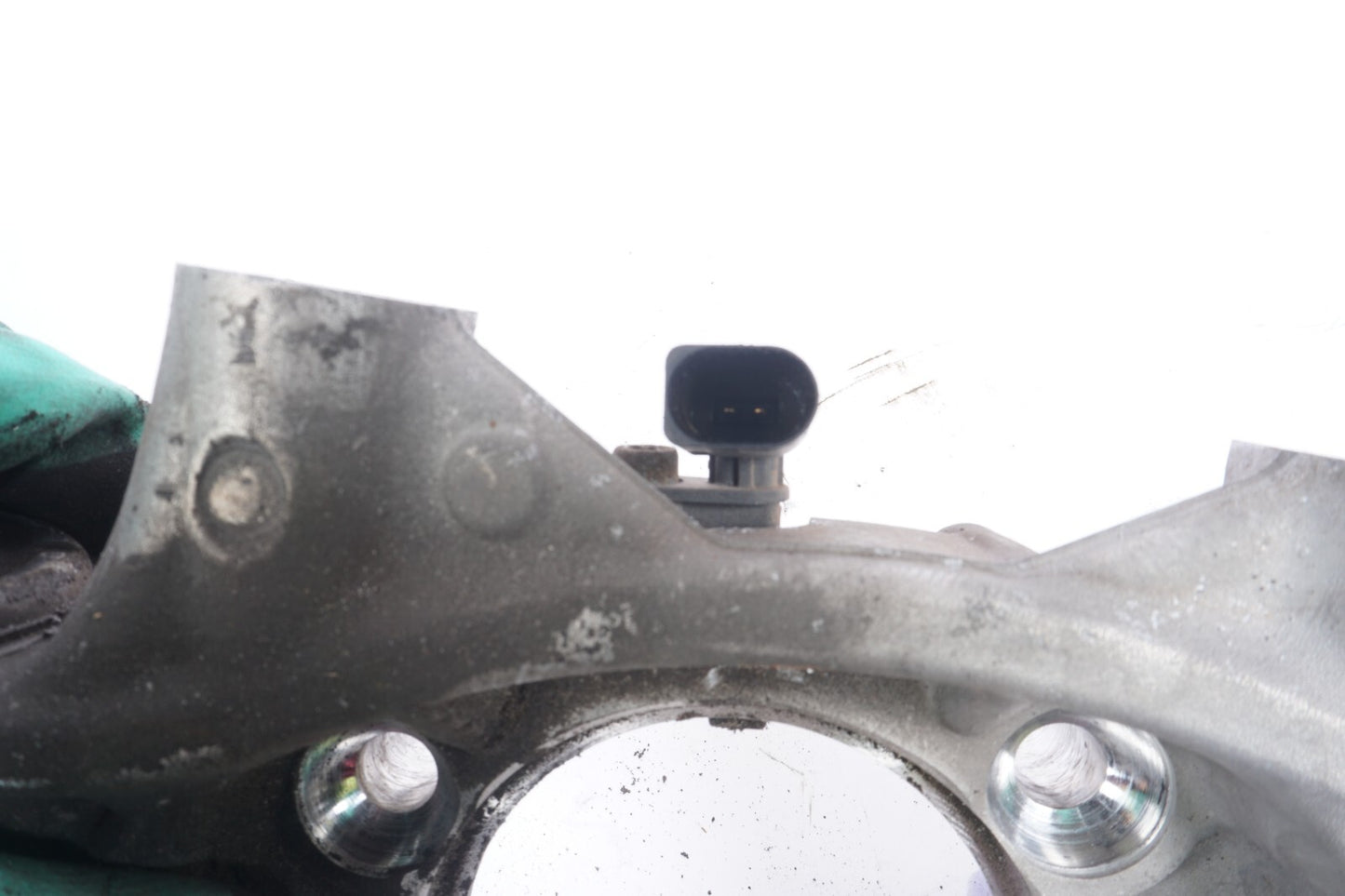 11 - 18 Porsche Cayenne 958 Rear Right Passenger Spindle Knuckle Hub Housing OEM