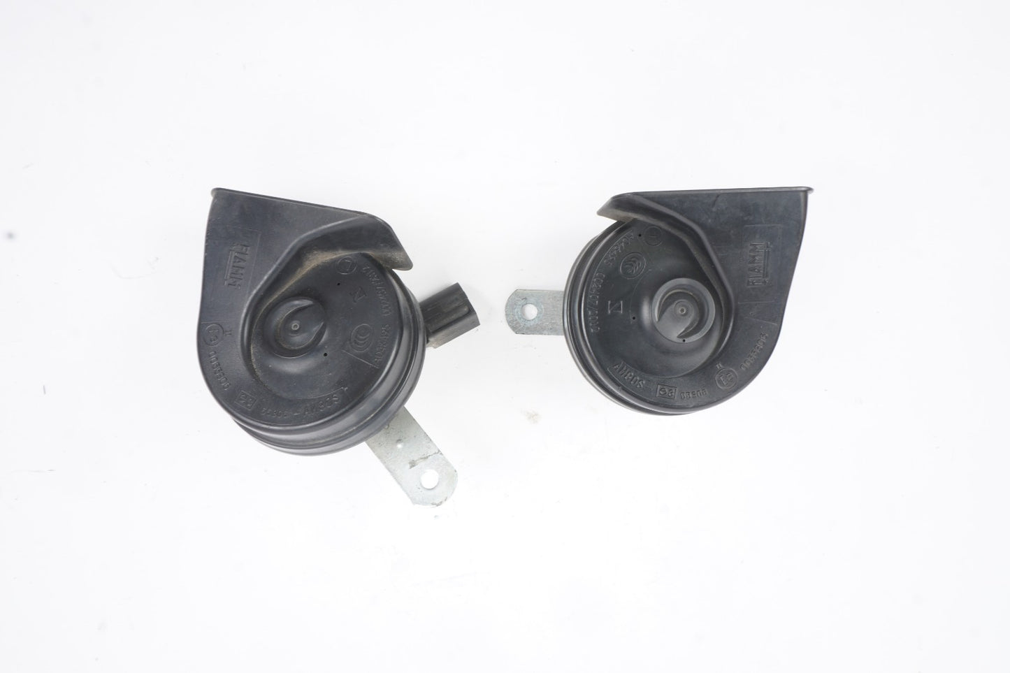 2009-2016 Mercedes-Benz GL450 High Low Pitch Tone Note Horn Signal Set of 2 OEM