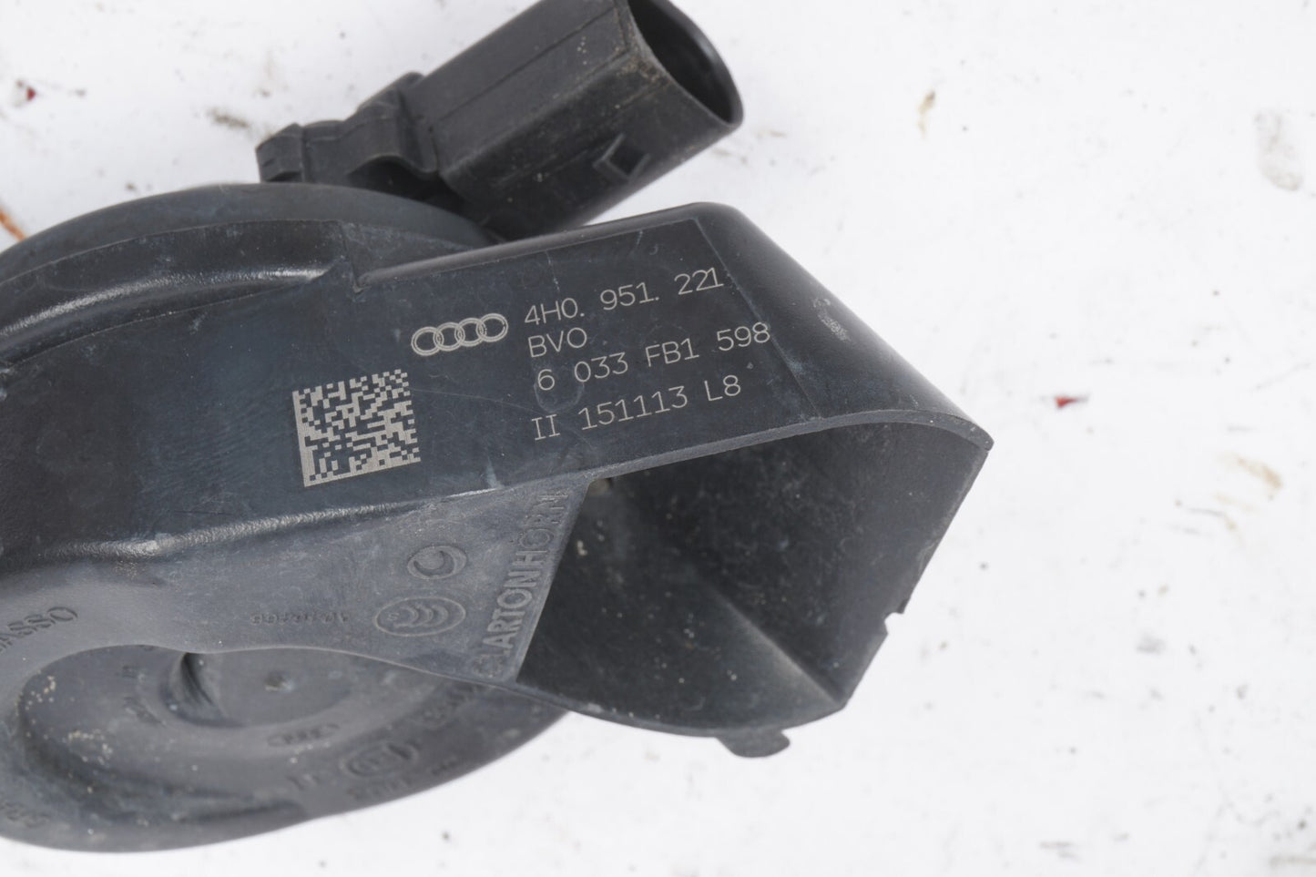 2012 - 2017 Audi A7 Horn Signal High & Low OEM