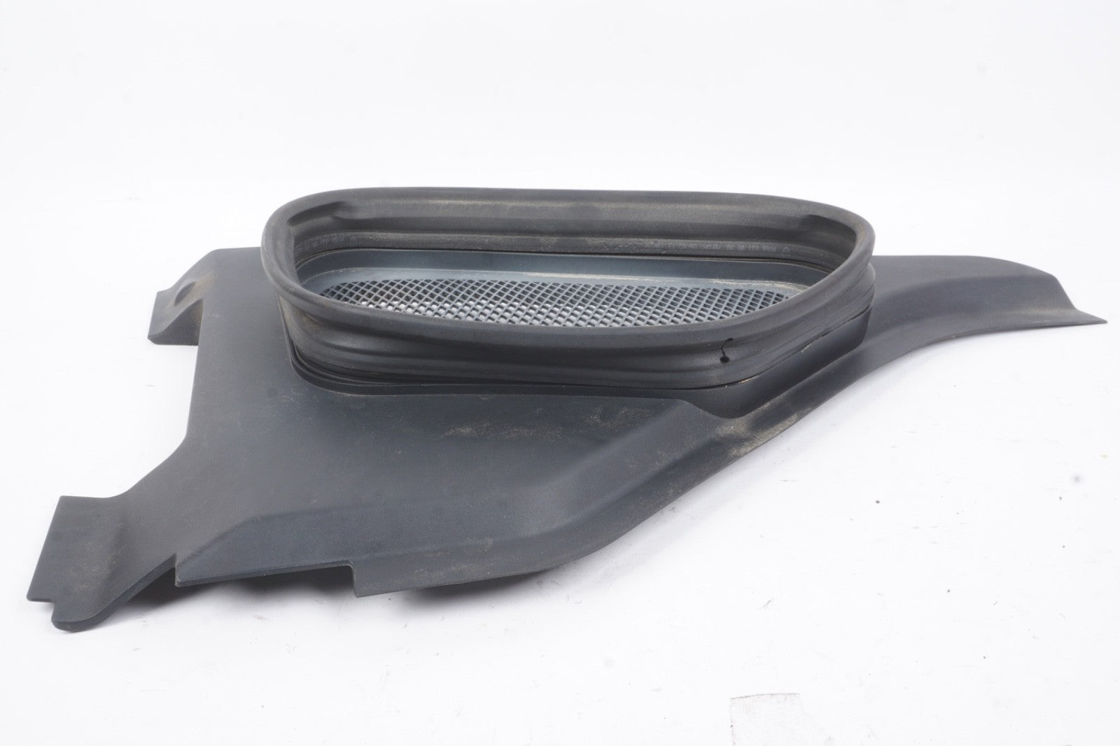 2013 - 2016 Mercedes GL450 X166 Right Cowl Grille Cover Trim Molding Panel OEM