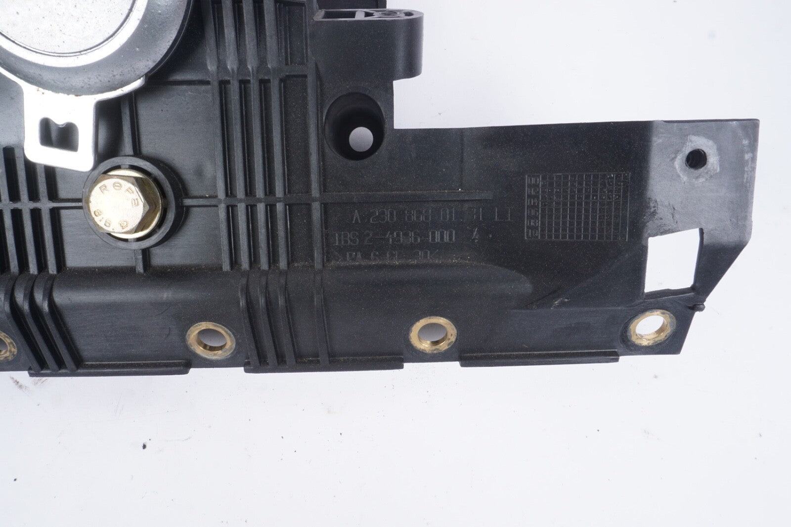 03-08 Mercedes R230 SL500 Rear Left Seat Belt Retractor Luggage w/Speaker Oem