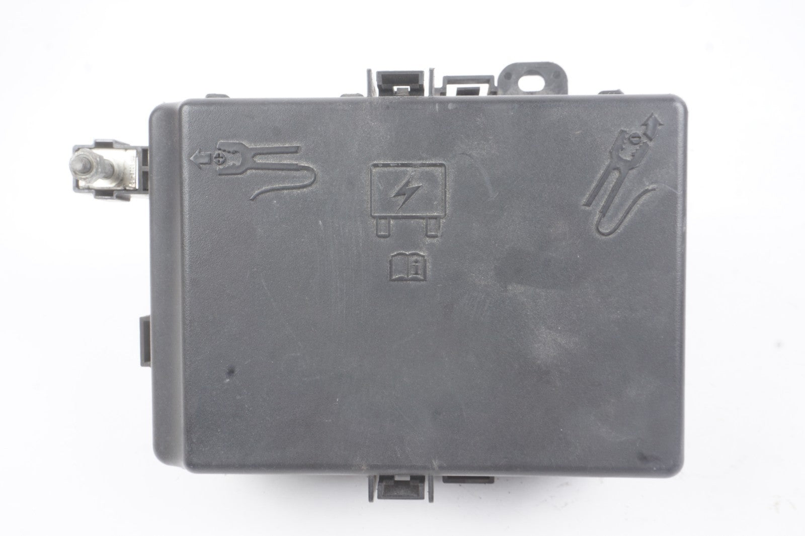2014 - 2017 Maserati Ghibli RWD 3.0 Engine Bay Fuse Box OEM