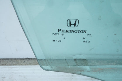 2011 - 2017 HONDA ODYSSEY FRONT RIGHT PASSENGER SIDE DOOR WINDOW GLASS  OEM
