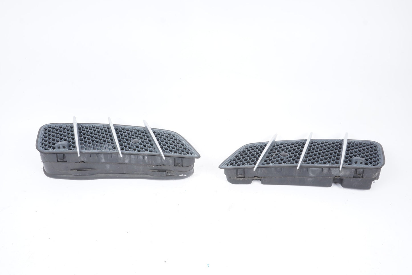 03-08 Mercedes R230 SL500 SL600 Hood Vent Grille Grill Left & Right OEM