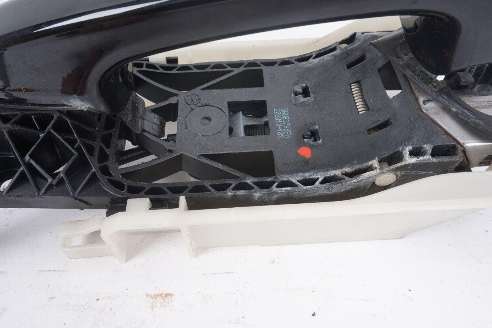 11-18 PORSCHE CAYENNE OEM FRONT LEFT EXTERIOR DOOR HANDLE BLACK DRIVER