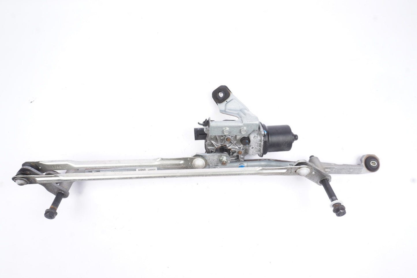 2018 - 2023 BMW X2 FRONT WINDSHIELD WIPER LINKAGE W/ MOTOR OEM 7429701