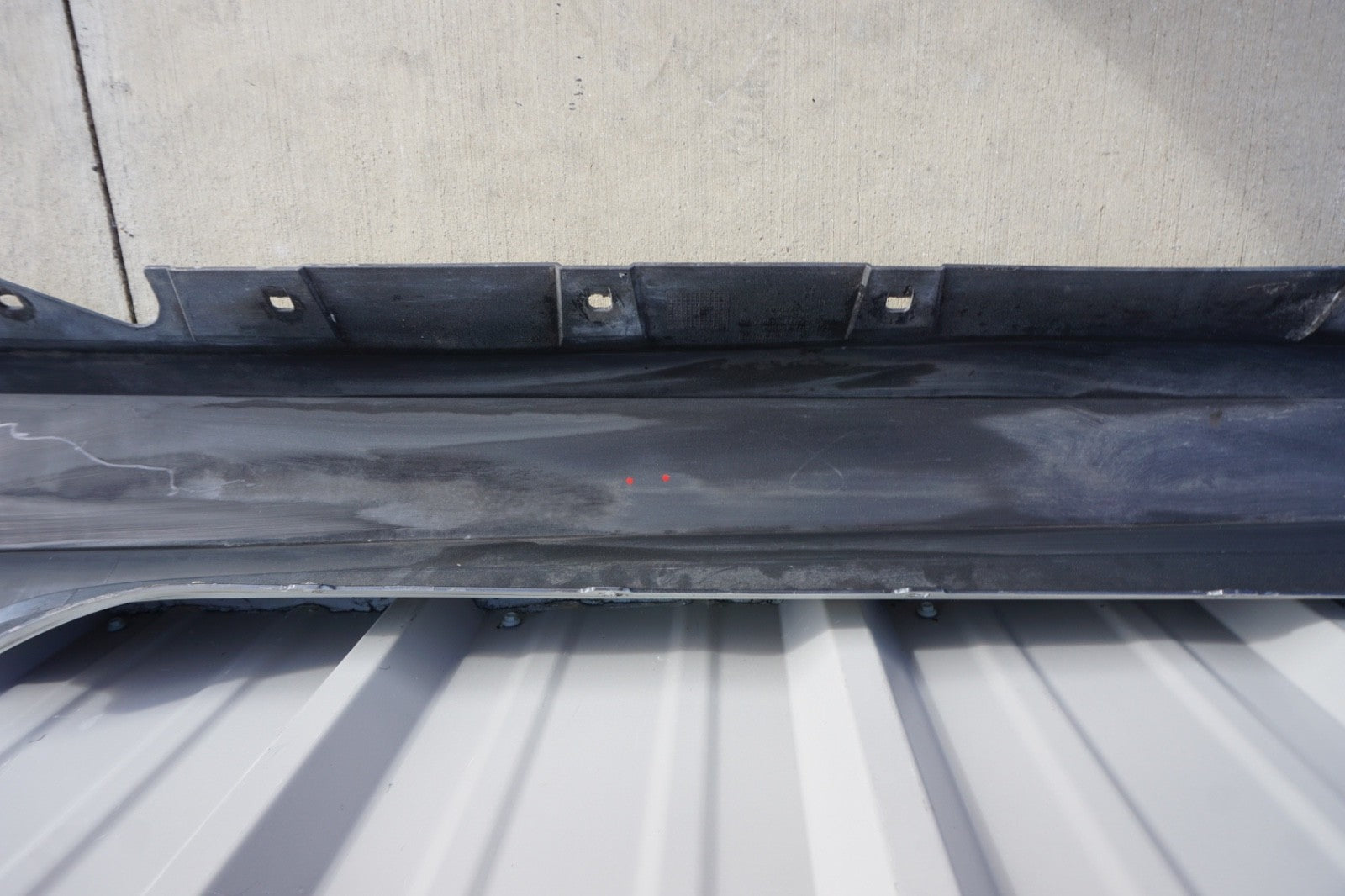 07 - 13 BMW 328i 335i Convertible Coupe Right Rocker Panel Skirt Molding OEM