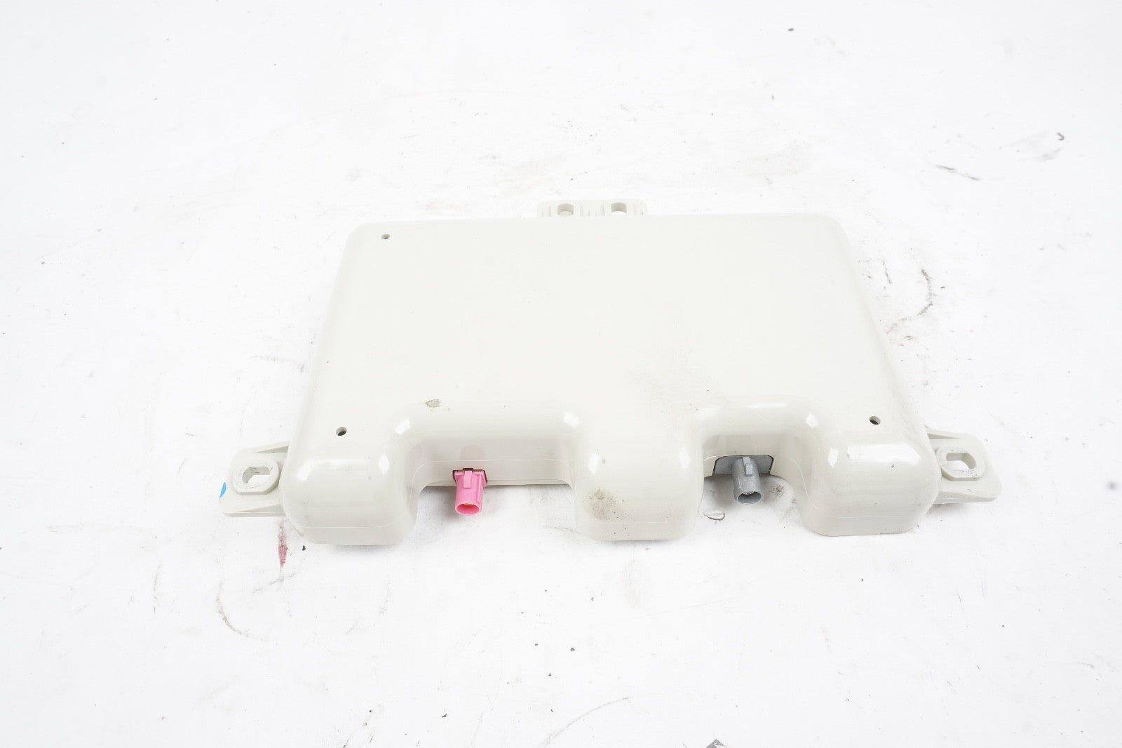 2013-2018 BMW 650XI F06 LEFT MULTIBAND DIVERSITY ANTENNA SIGNAL MODULE OEM