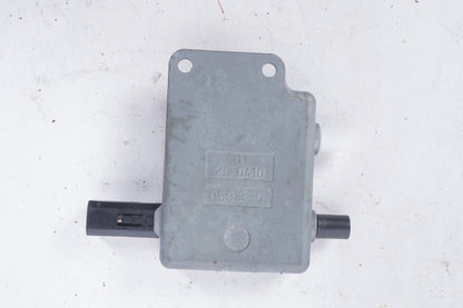08-14 Mercedes C250 C300 C350 Radio Antenna Splitter OEM