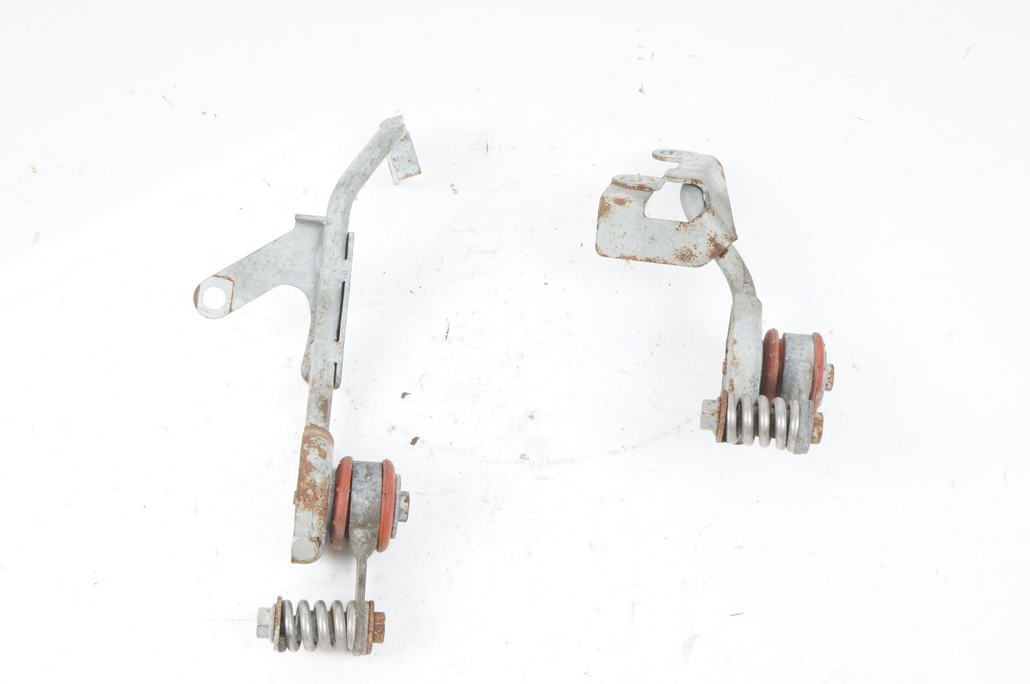 2010 - 2020 Bentley Mulsanne Exhaust Pipe Mount Bracket