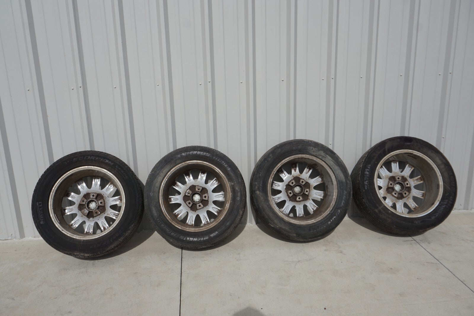 2011 - 2018 Porsche Cayenne 958 Alloy Wheel Rim 8Jx18 & Tire 255/55r18 OEM