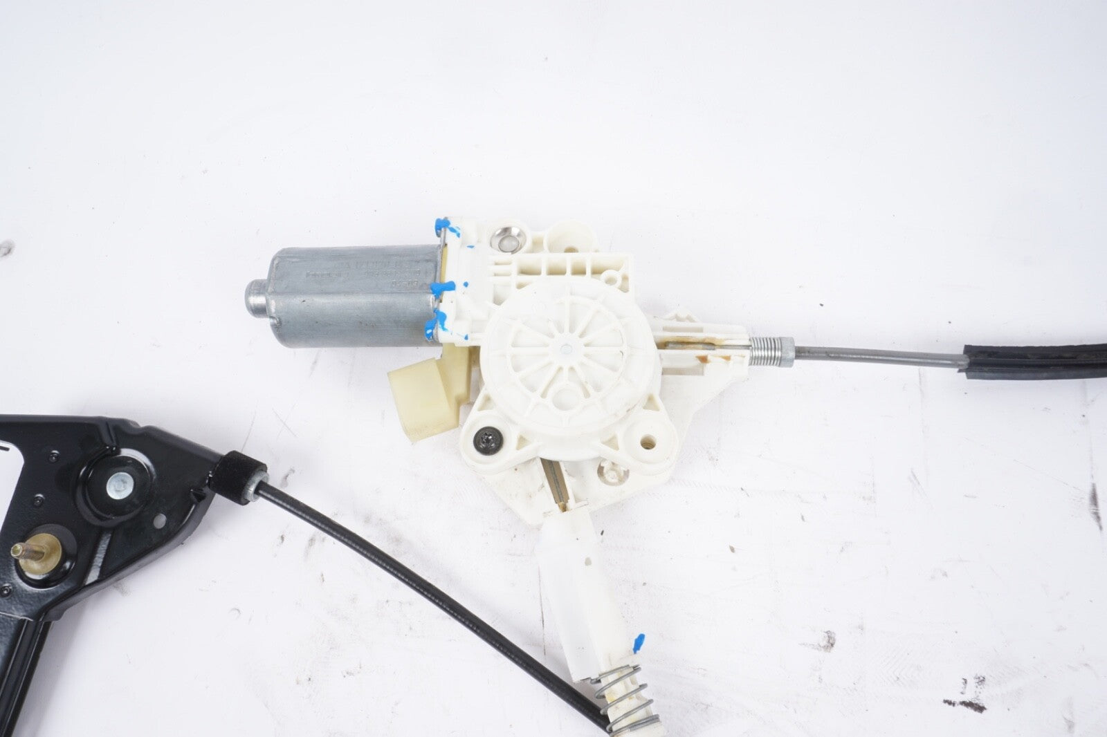 03 - 12 Mercedes R230 SL500 SL55 Front Right Side Door Window Regulator Motor