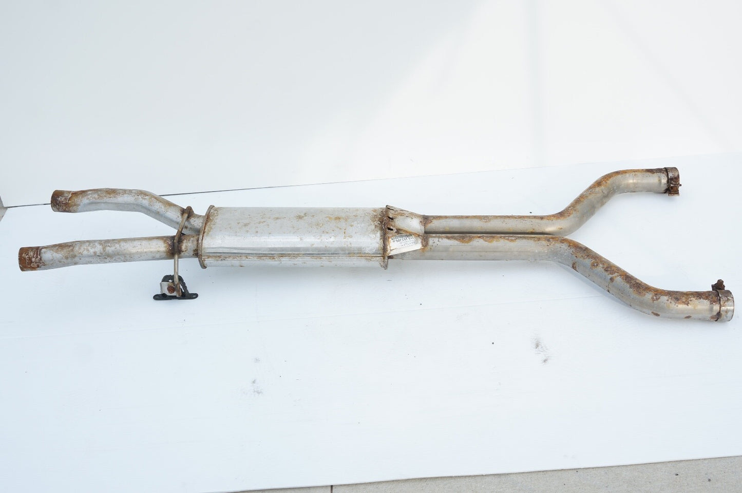 2010 - 2020 Bentley Mulsanne Exhaust System Center Middle Muffler Pipe