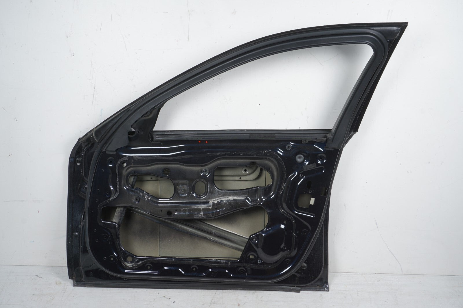 2011-2016 BMW 528i 535i 550i F10 Front Right Passenger Side Door Shell OEM