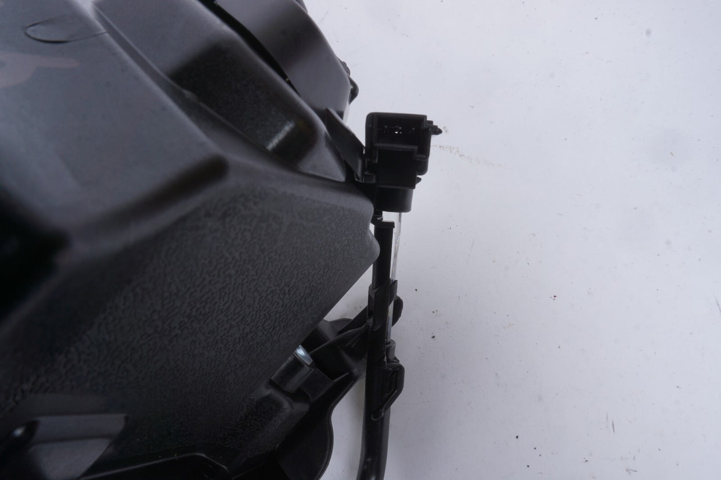 2021 - 2023 Polestar 2 Gear Shifter Selector Base 31694747 OEM