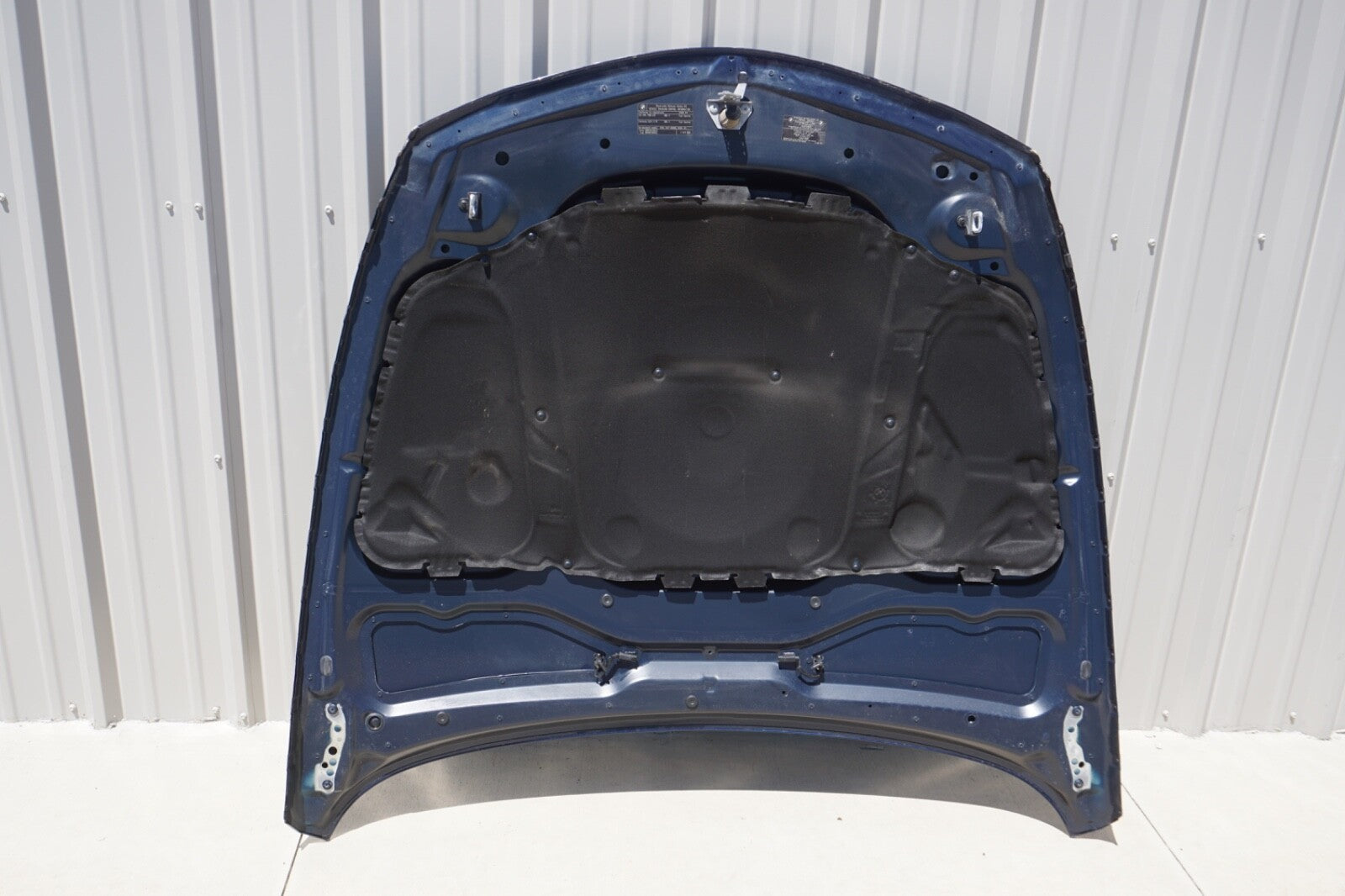 2004 - 2010 BMW M6 E63 E64 650i 645i Hood Genuine OEM (Pickup ONLY)