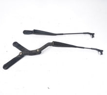 03-06 MERCEDES R230 SL500 FRONT RIGHT / LEFT WINDSHIELD WIPER ARM SET PAIR OEM