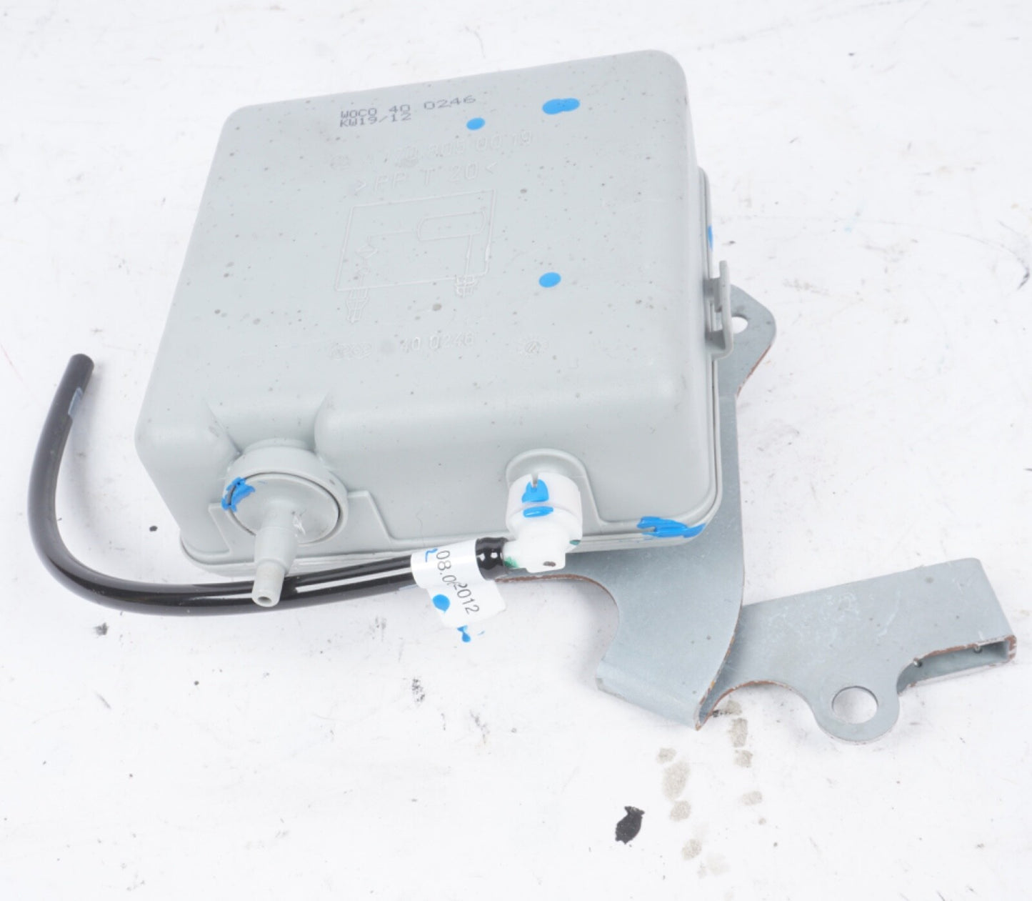 2012 - 2017 OEM Mercedes W222 S550 S600 E63 Vacuum Valve Pump Control Unit