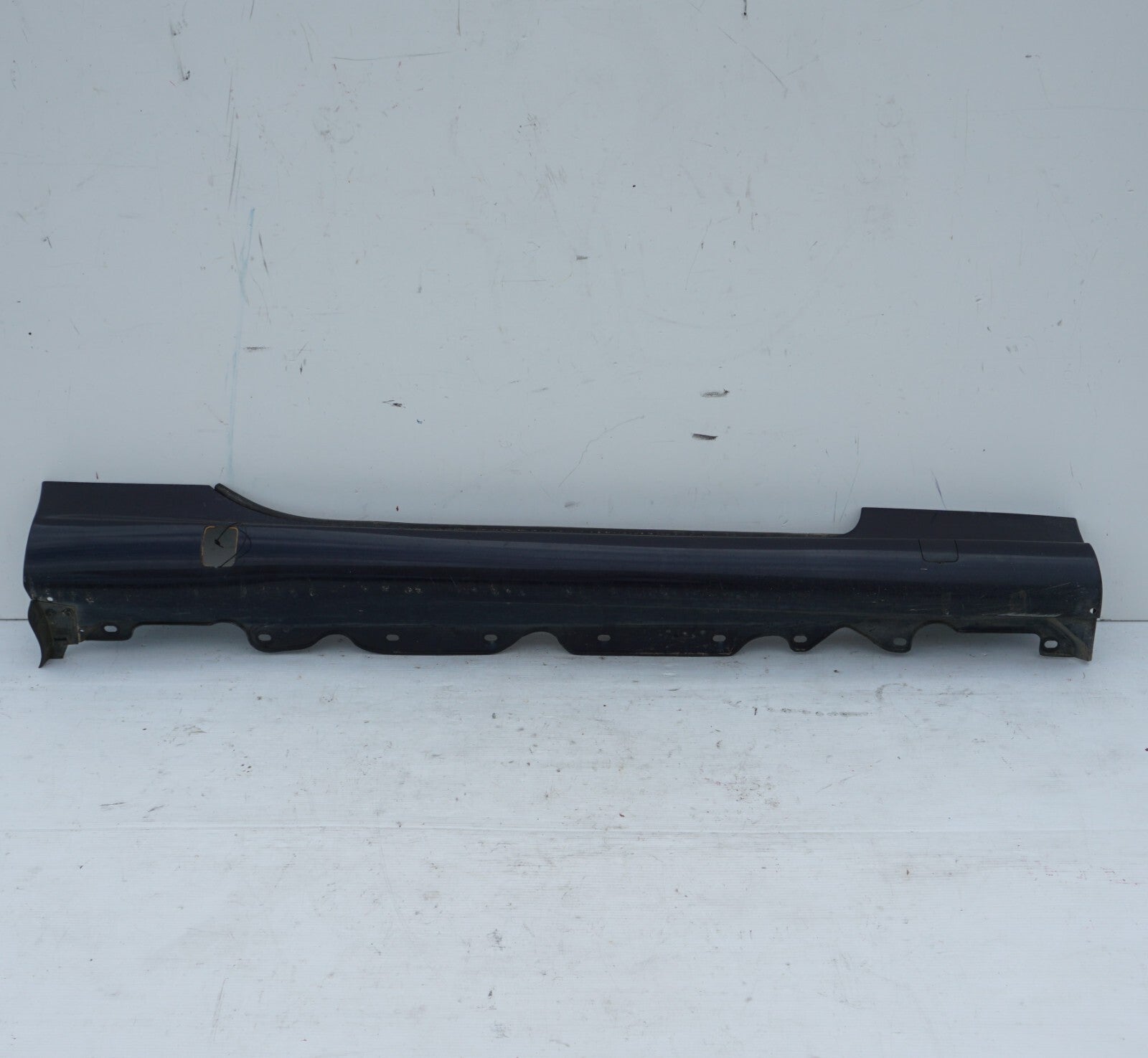 03-12 Mercedes R230 SL500 SL550 Right Passenger Side Skirt Rocker Molding OEM