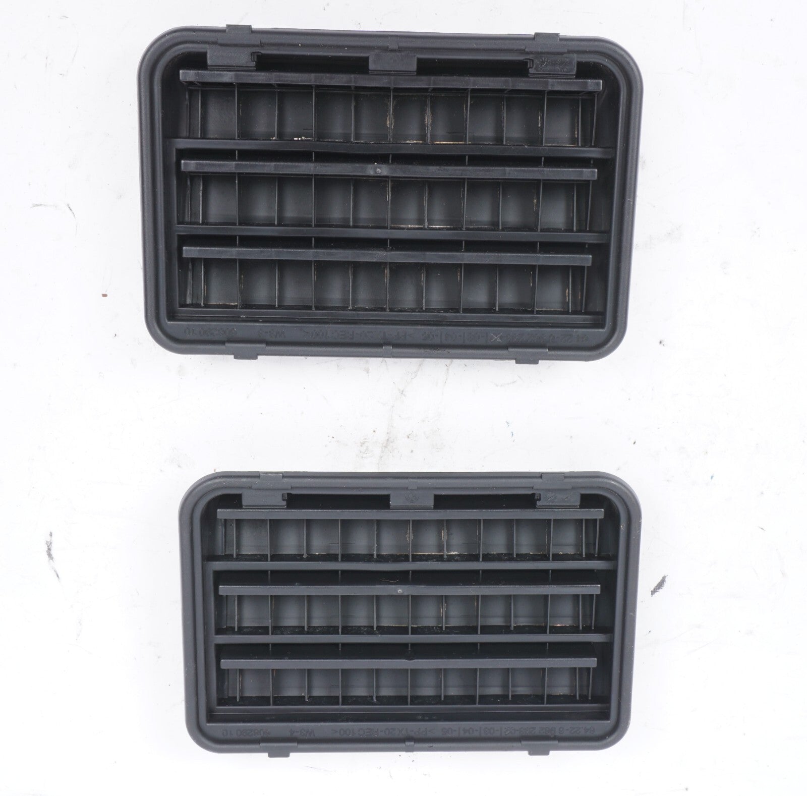 13-18 BMW 650i 640i Trunk Breather Vent Set 64226962293 OEM