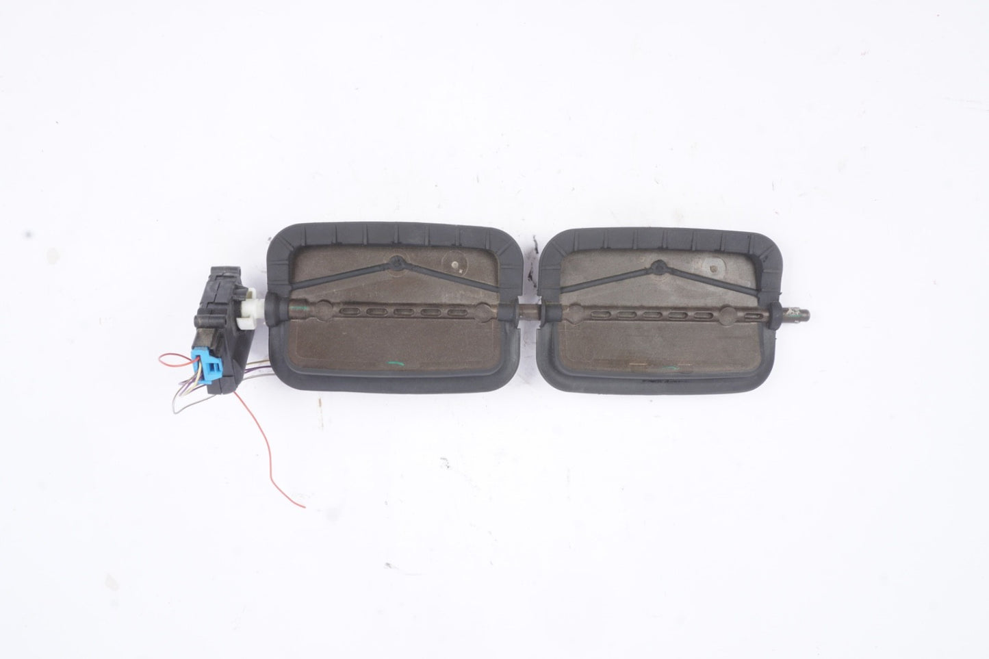 04-09 Audi A8L Heater AC HVAC Servo Air Flap Module OEM 4F0820511B
