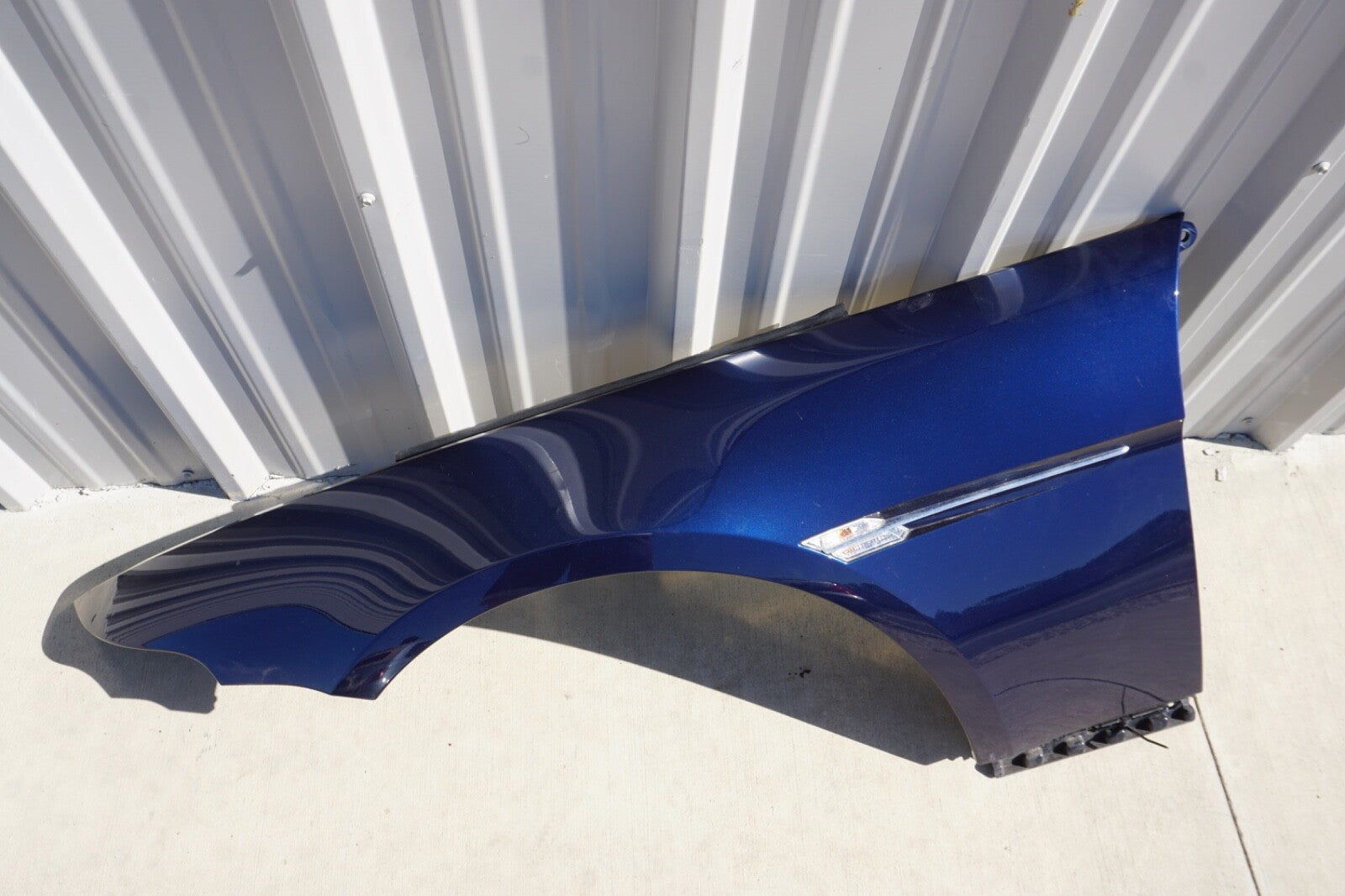 04-10 OEM BMW E63 E64 645 650 M6 Front Left Driver Side Fender Panel