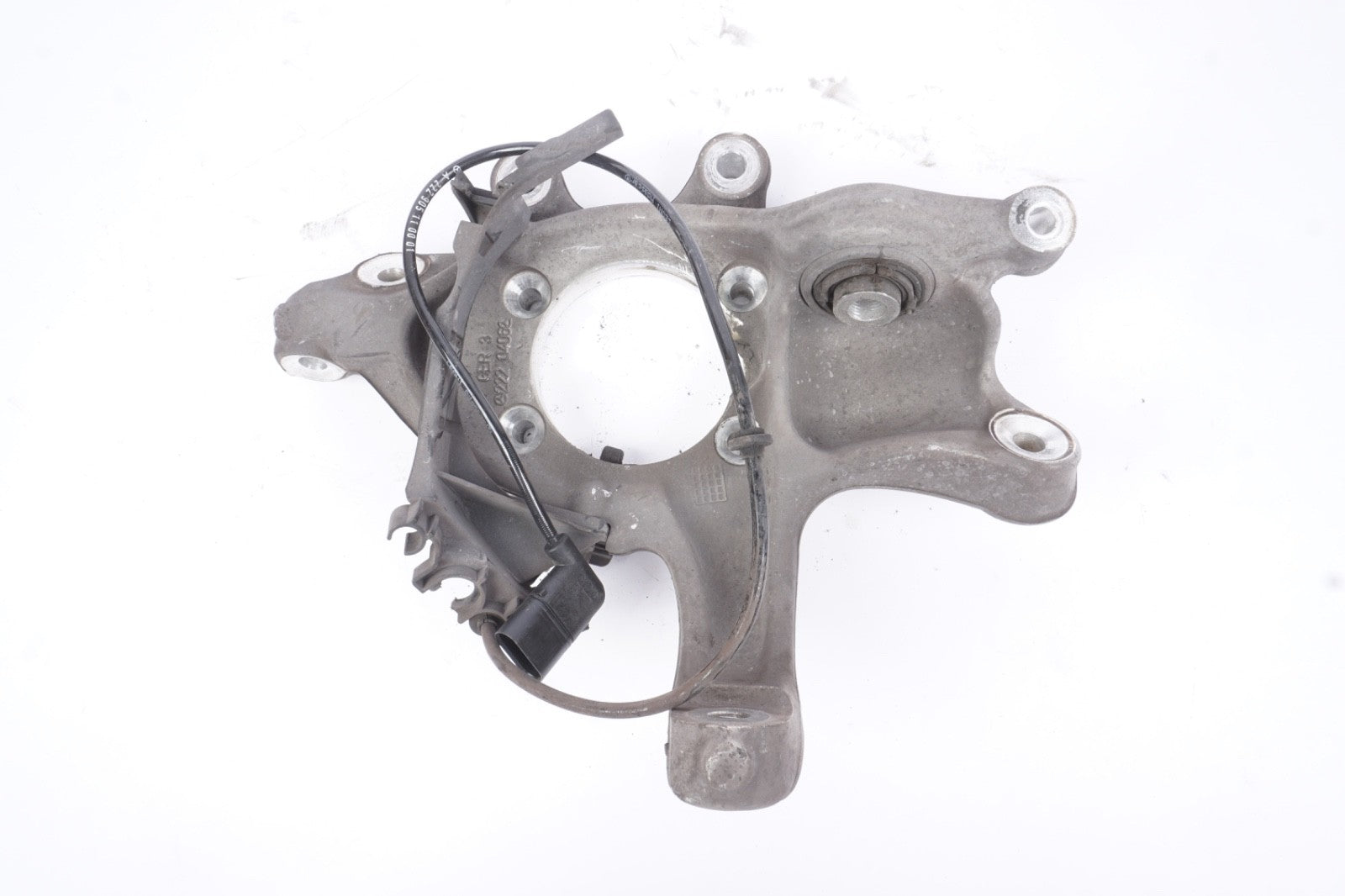 2014 - 2017 MERCEDES S S550 W222 REAR RIGHT PASS SIDE SPINDLE KNUCKLE OEM