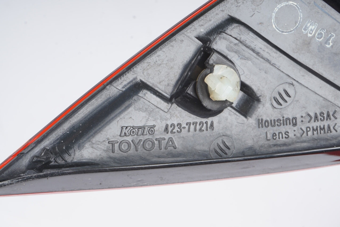 2002-2010 LEXUS SC430 Rear Left Tail Light Reflector Lens Plate OEM 423-77214