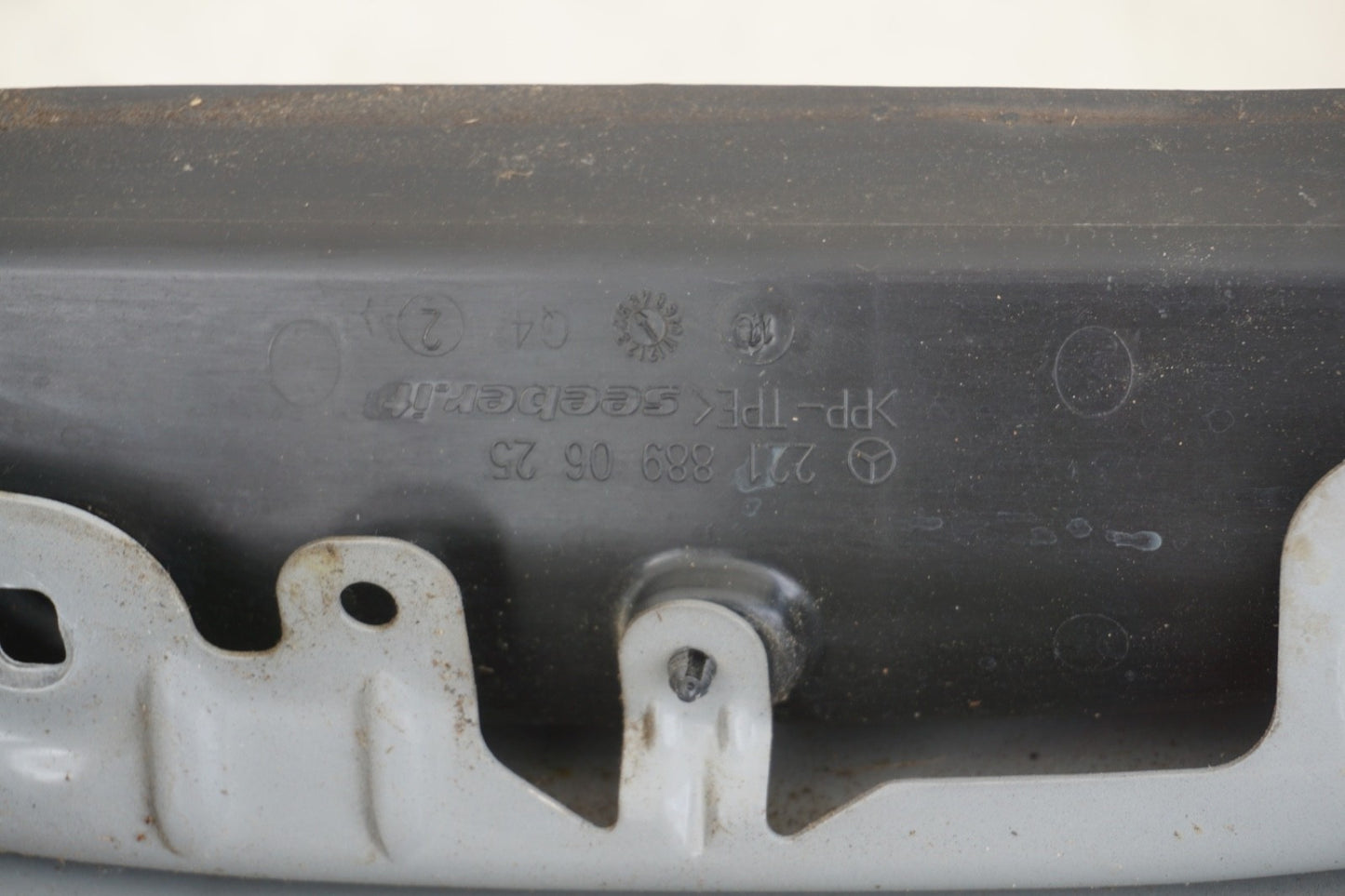 07-13 Mercedes W221 S400 S550 S63 AMG Right Passenger Side Fender Assembly OEM
