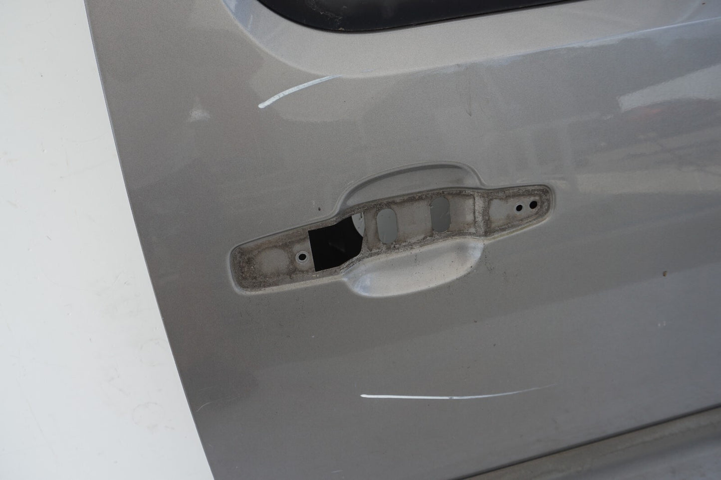 07-13 Chevy Suburban REAR DOOR SHELL RIGHT PASSENGER SIDE OEM