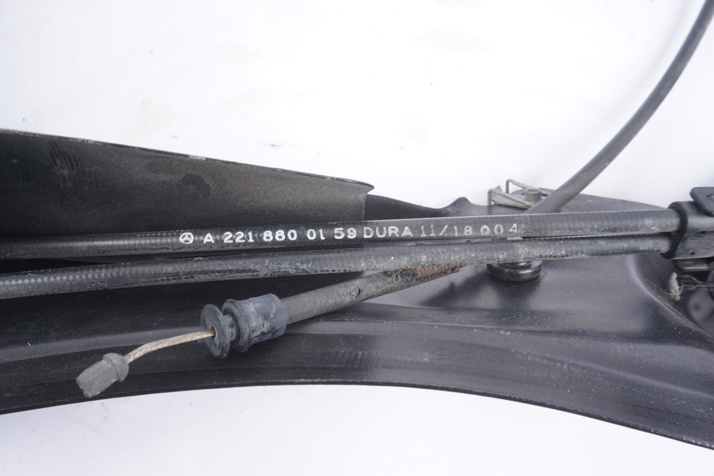 2007 - 2013 Mercedes W221 S550 S600 Left Driver Side Headlight Support Bracket