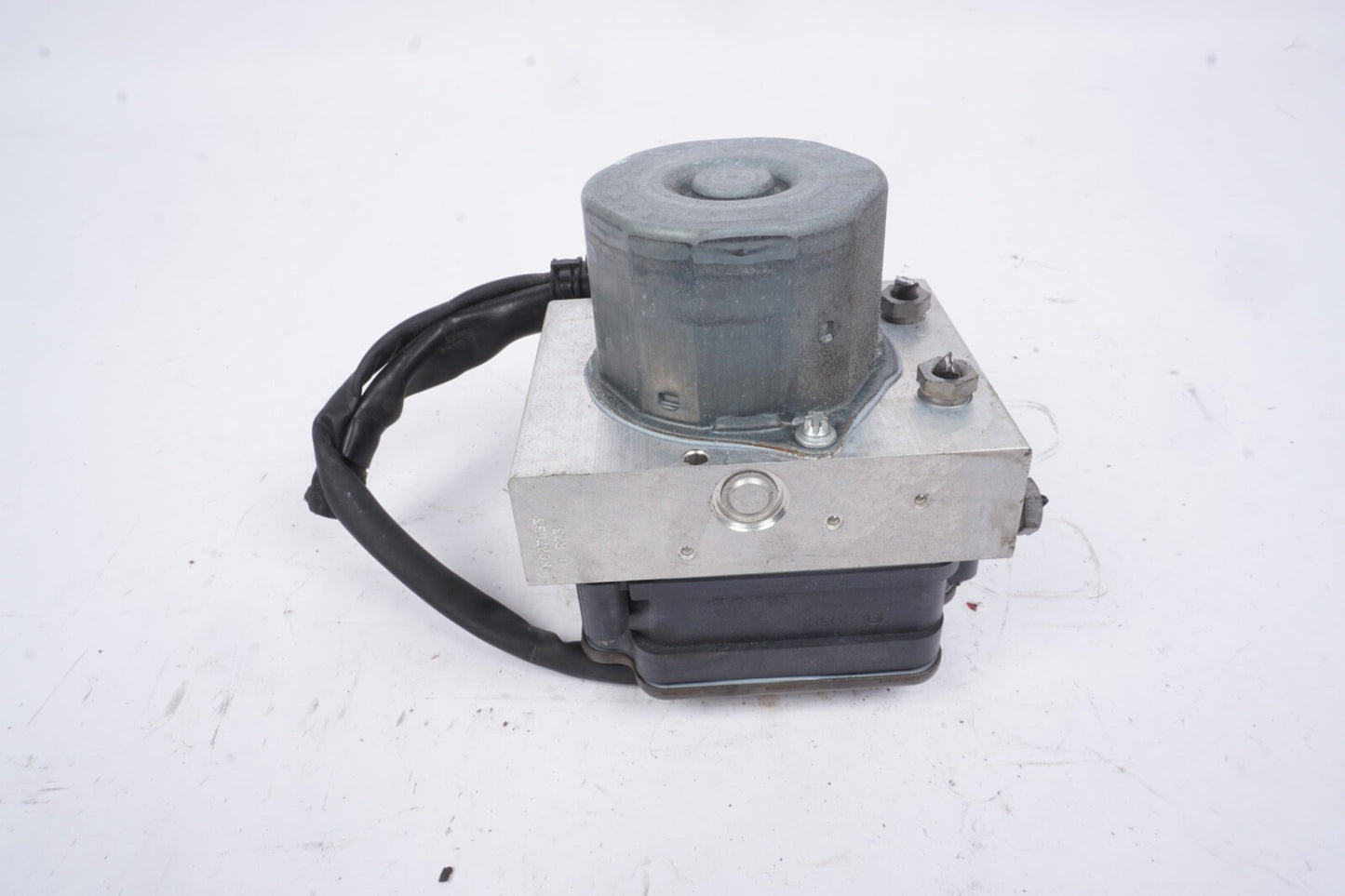 14-18 Mercedes W212 E350 CLS550 ABS Anti Lock Brake Pump Module 2124310848 OEM