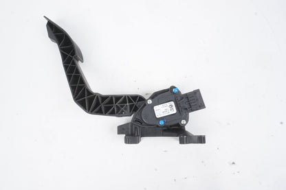 2015-2023 Jeep Renegade Gas Pedal Accelerator OEM