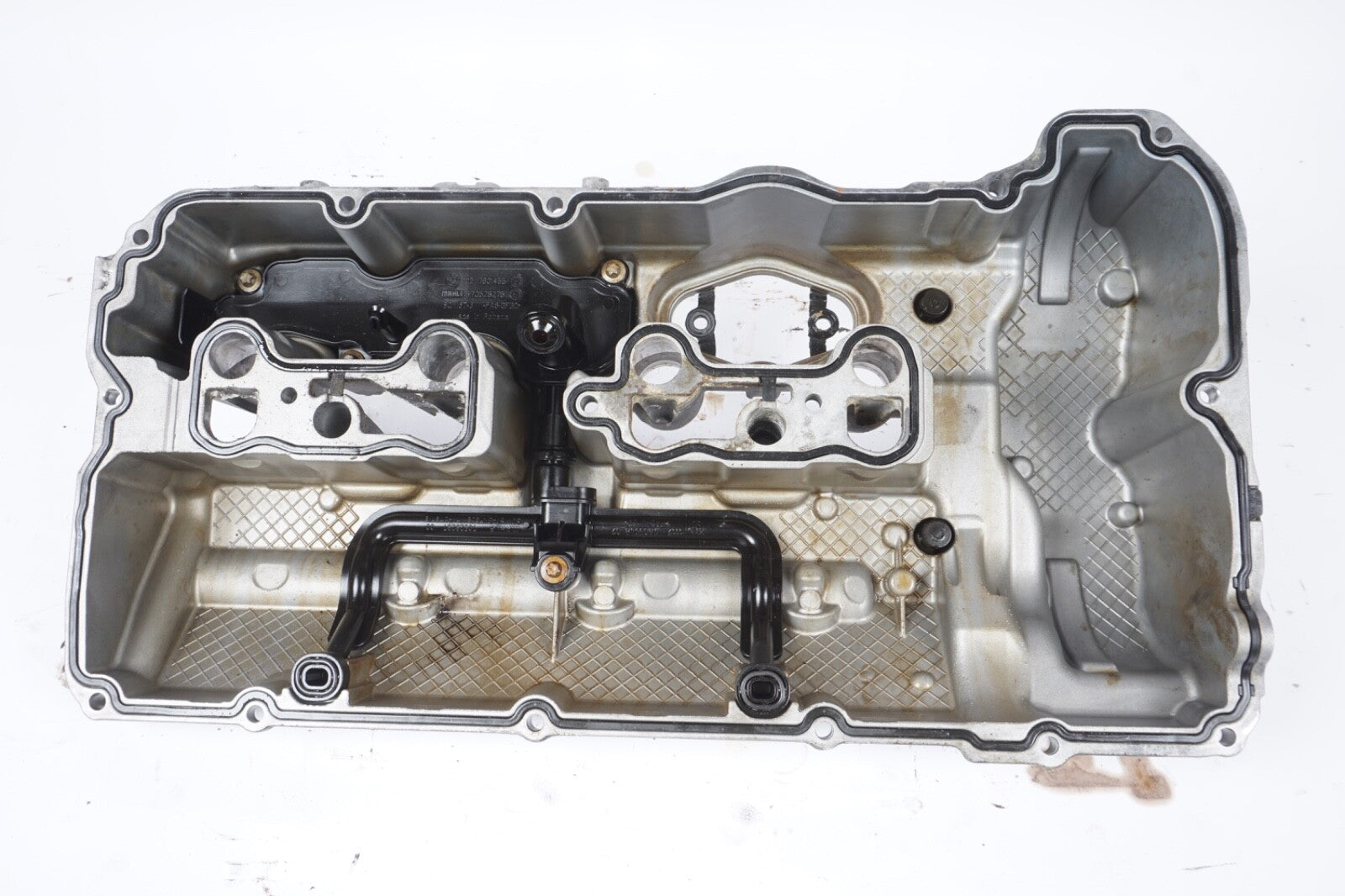 12-18 BMW F01 F10 550i 650i 750i Left Driver Engine Valve Cover 7601455 OEM