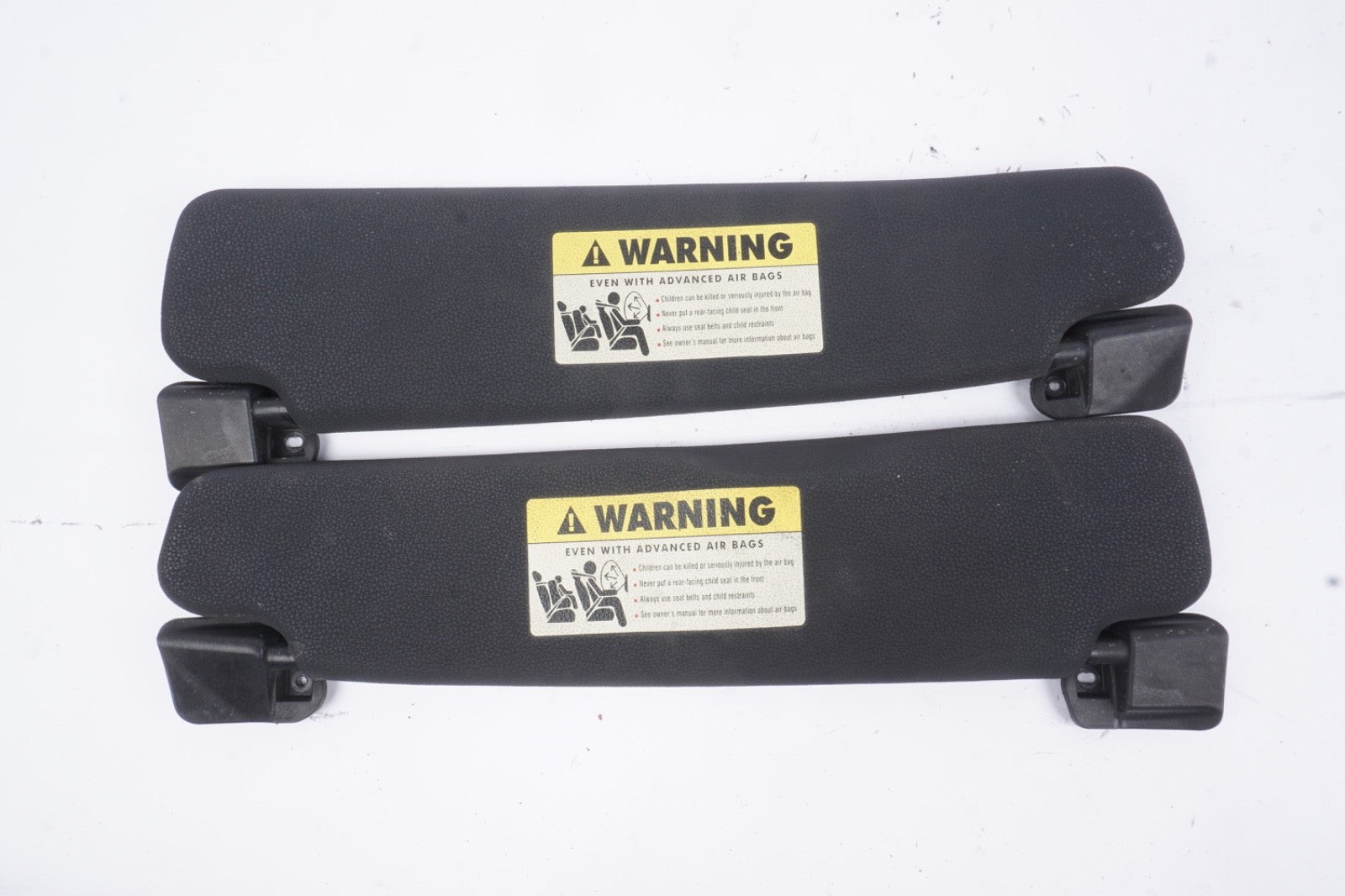 03-08 BMW E85 Z4 CONVERTIBLE SET OF 2 FRONT LEFT & RIGHT SUN VISOR OEM