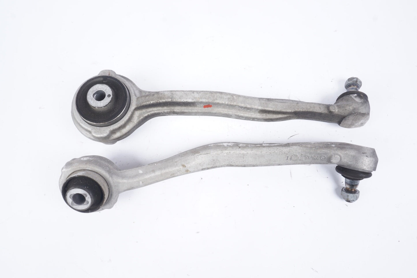 10-17 Mercedes E350 E400 Coupe Front Left Side Lower Control Arm SET Oem