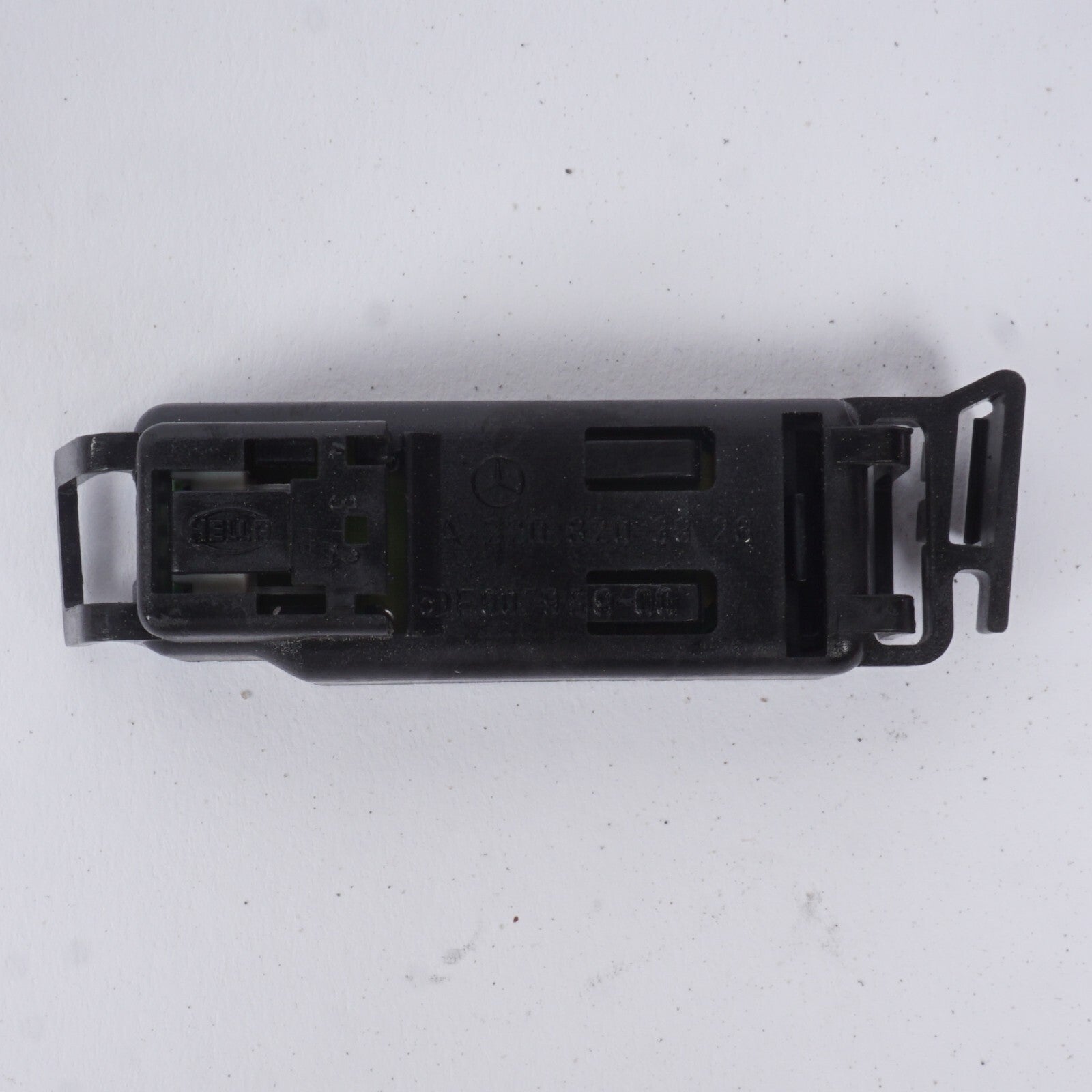 2003-2006 Mercedes Benz S-Class W220 S430 S500 Unit Light Sensor A2208203326 OEM