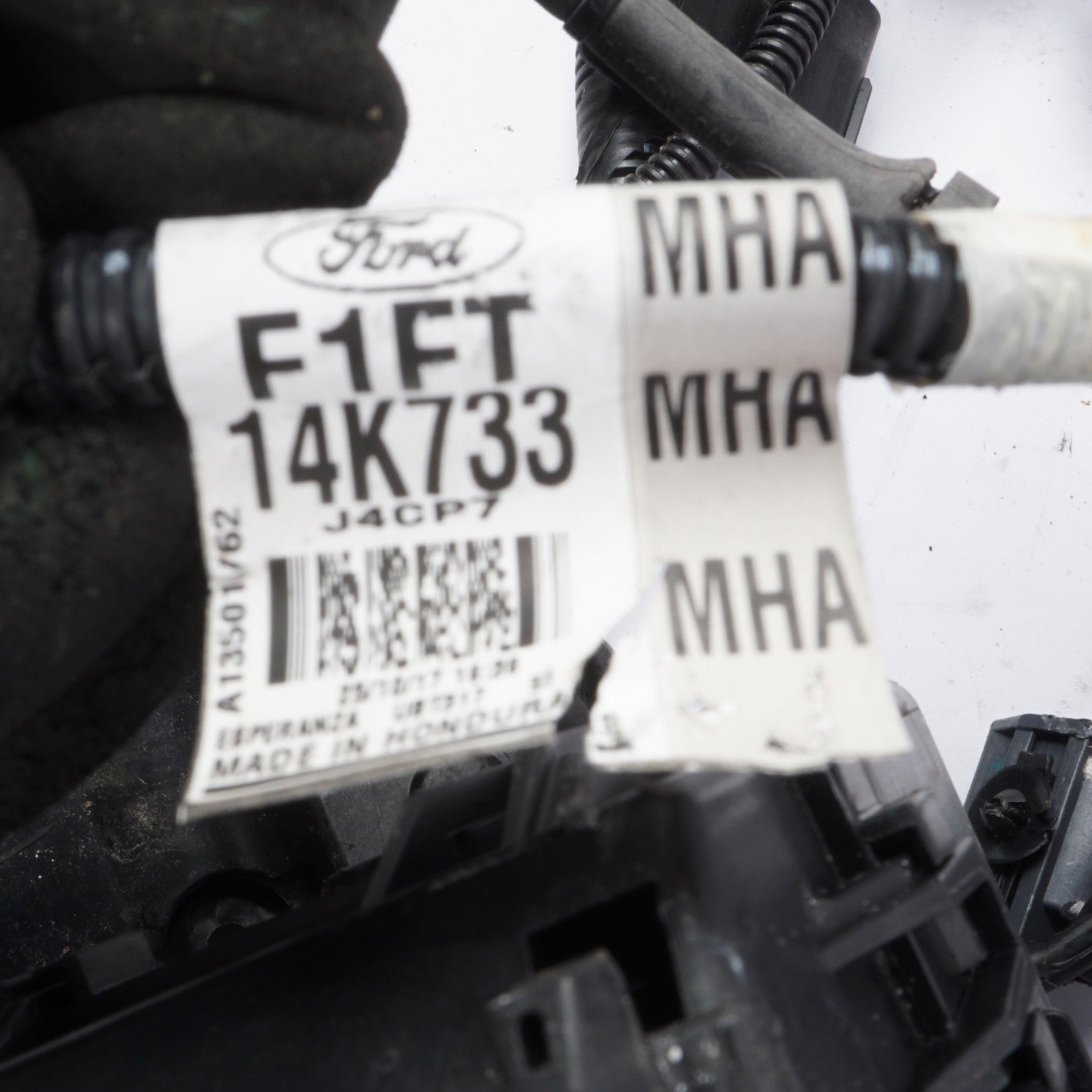 2015 - 2018 FORD FOCUS 1.0 ENGINE WIRING LOOM FUSEBOX F1FT14K733FZA