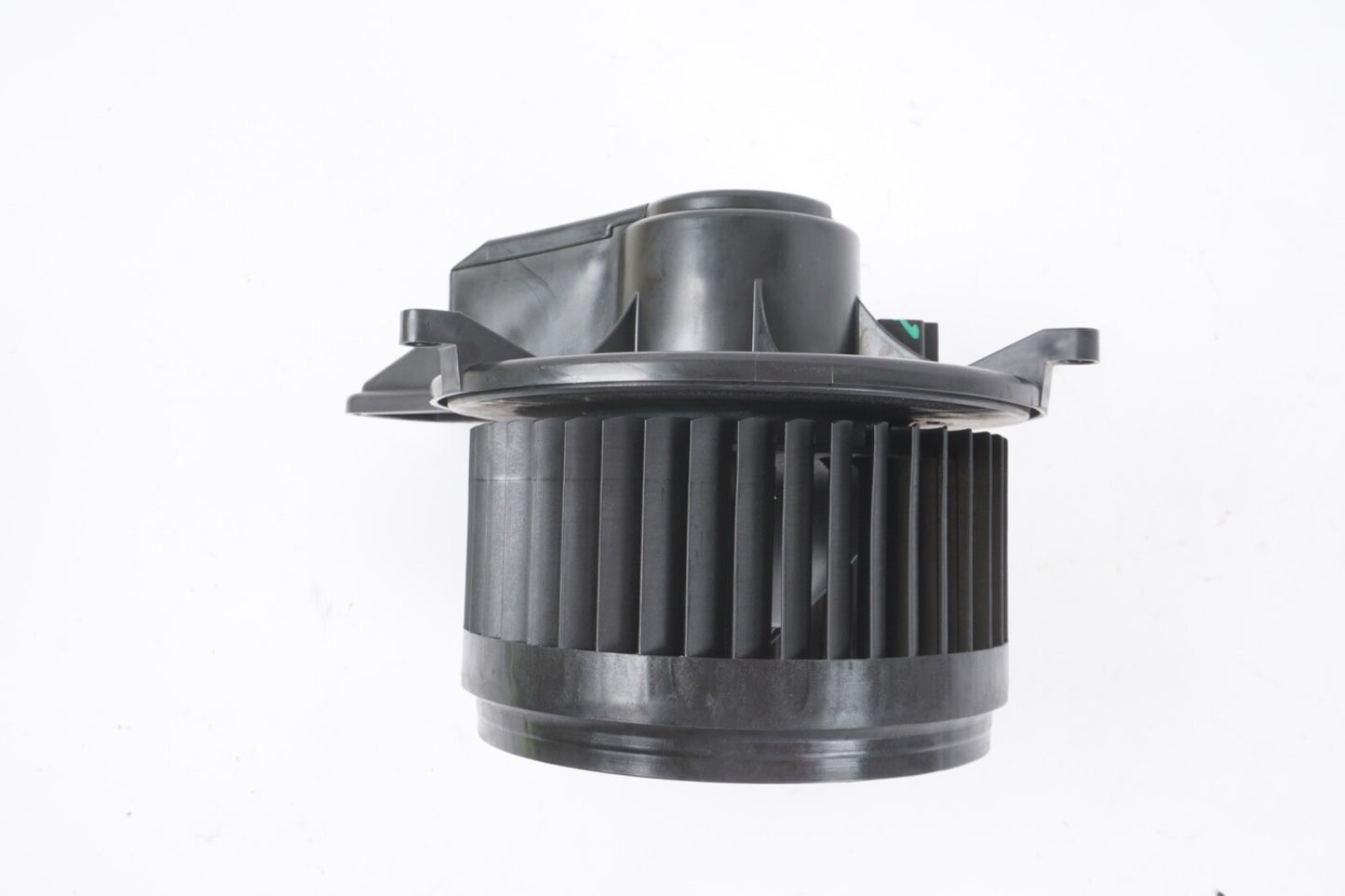 2014-2017 MASERATI GHIBLI SQ4 A/C AC AIR CONDITIONING CONDENSER BLOWER MOTOR OEM