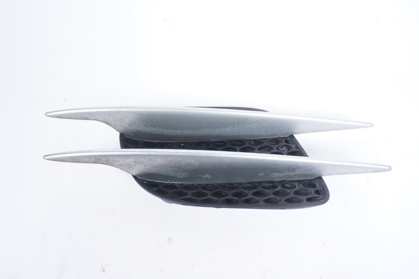 03-08 Mercedes R230 SL500 SL600 SL55 AMG Left Side Fender Grill Grille Vent Oem