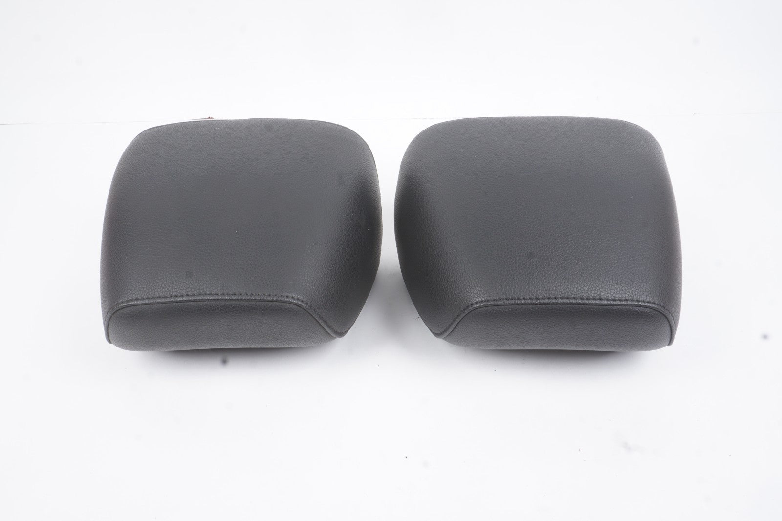 2012-2015 Volkswagen Passat Front Seat Headrest Left & Right OEM