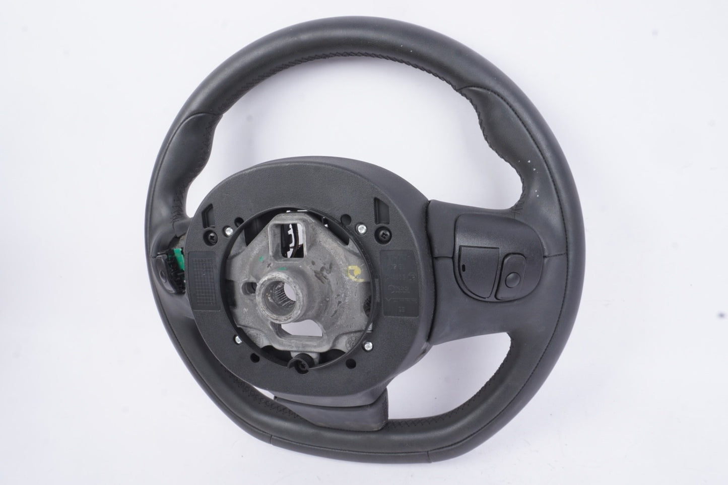 2016 - 2018 FIAT 500X DRIVER STEERING WHEEL W/AUDIO CRUISE CONTROL SWITCHES OEM