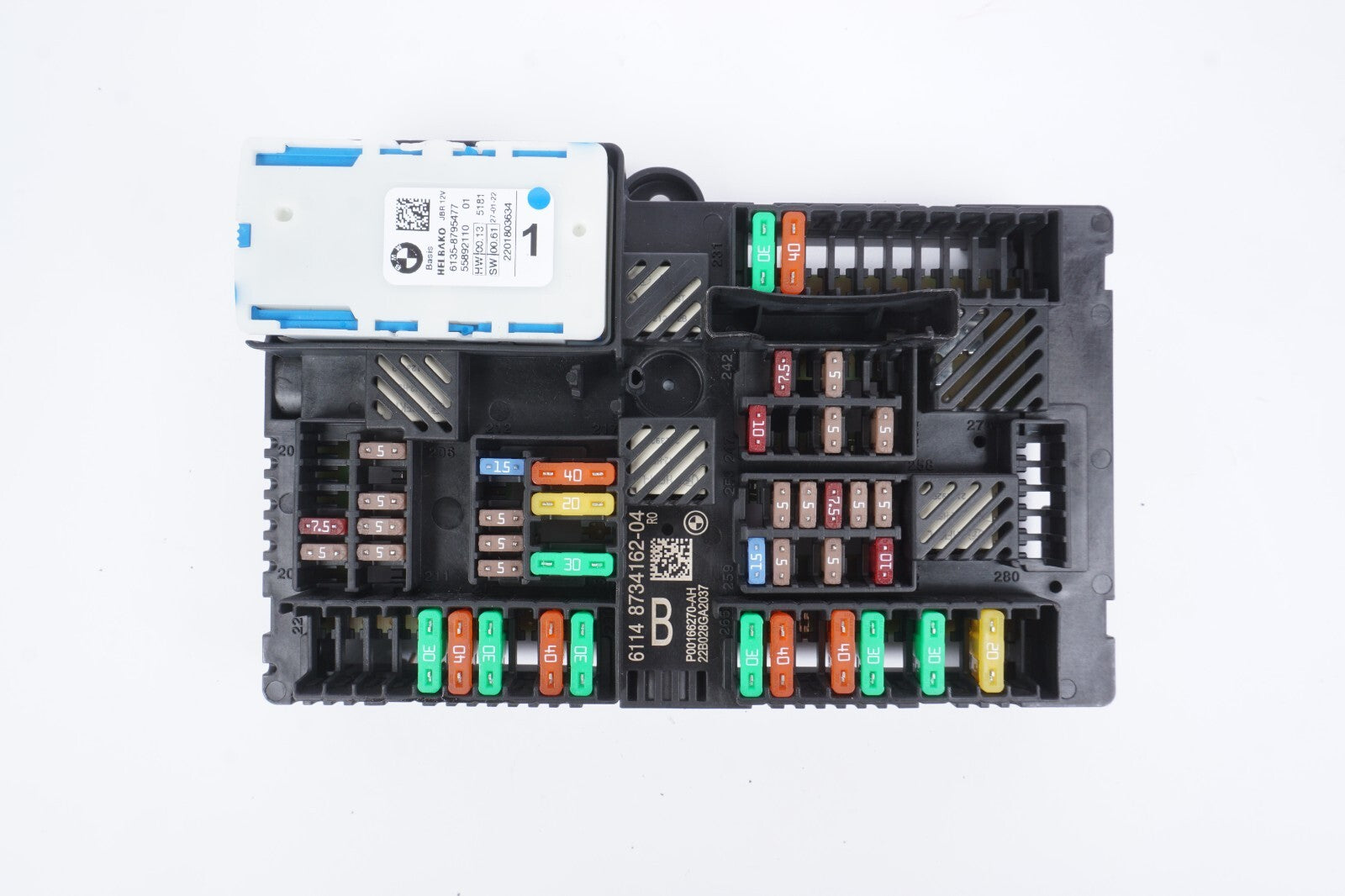 2021 - 2024 BMW 430I G22 Rear Power Distribution Fuse Relay Junction Box  OEM