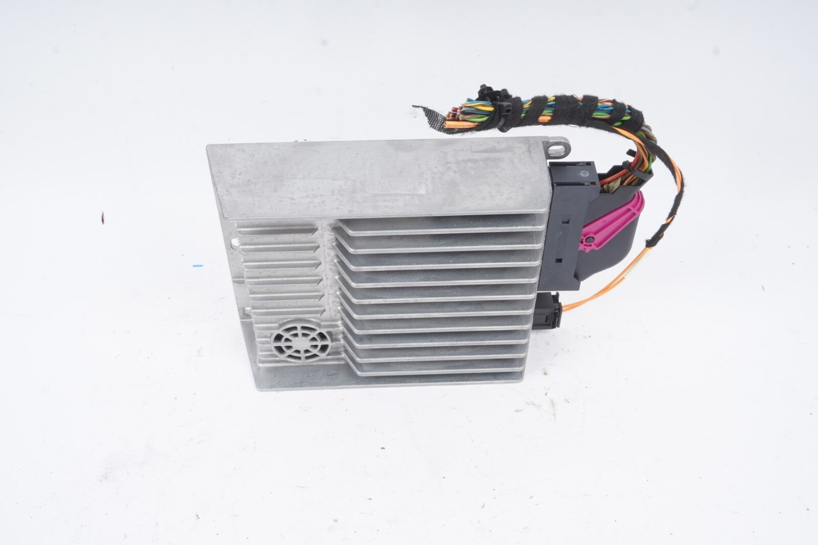 08-17 Mercedes E350 Harman Becker Radio Audio Amplifier Amp OEM A 212 900 71 08