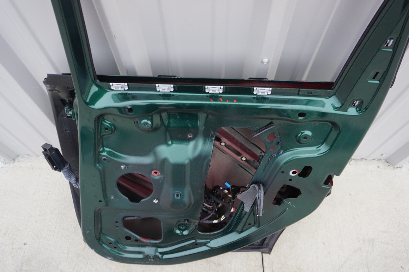 15-20 MINI COOPER (4 DOOR MODEL) PASSENGER REAR DOOR SHELL